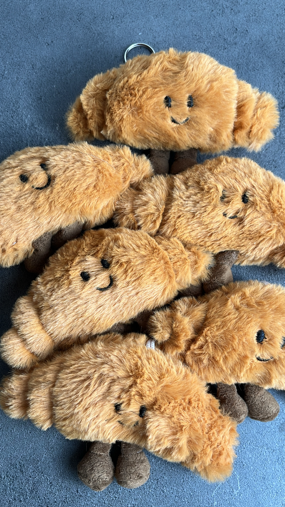 آویز کروسان