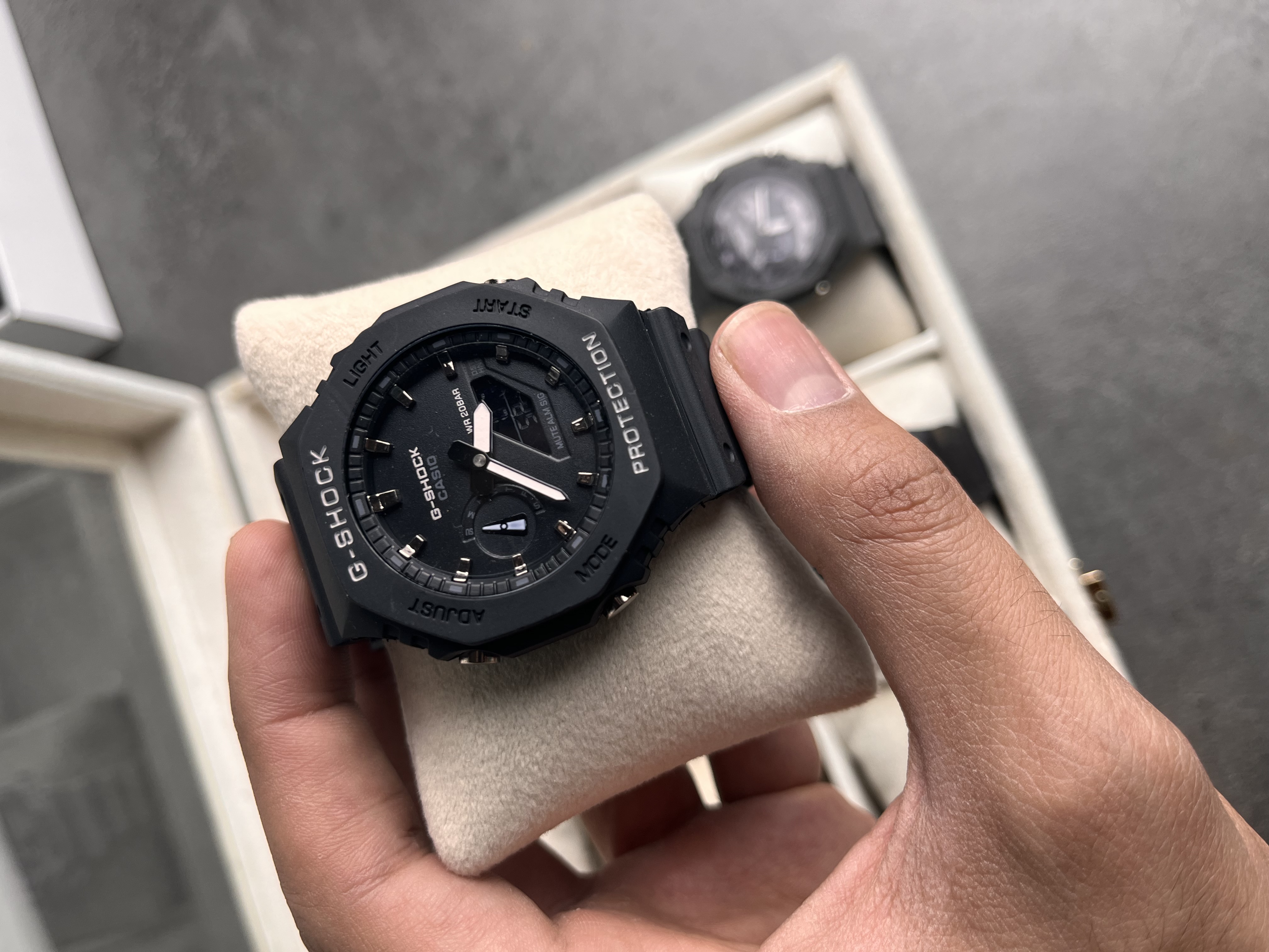 ساعت جیشاک پروتکشن دو زمانه مشکی