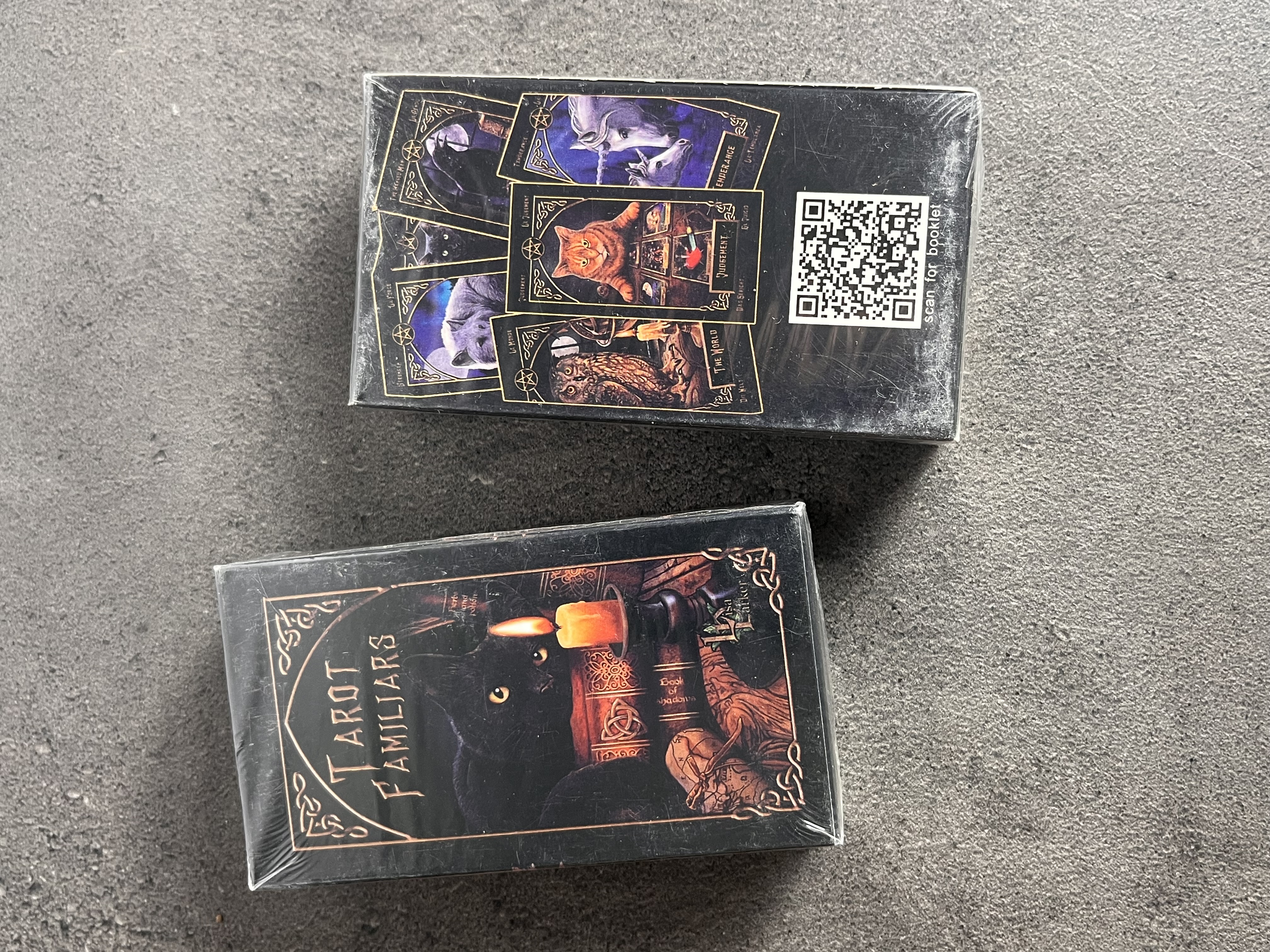 ورق تاروت فمیلیارس Familiars
